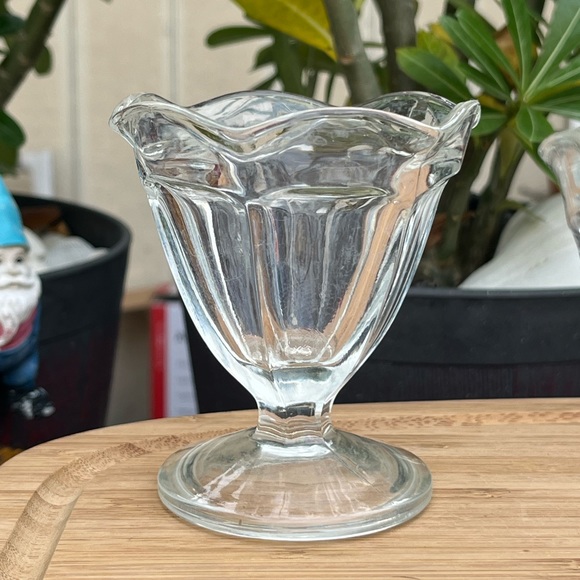 Vintage set of 6 Anchor Hocking Ice Cream Sundae Dishes - Picture 2 of 8